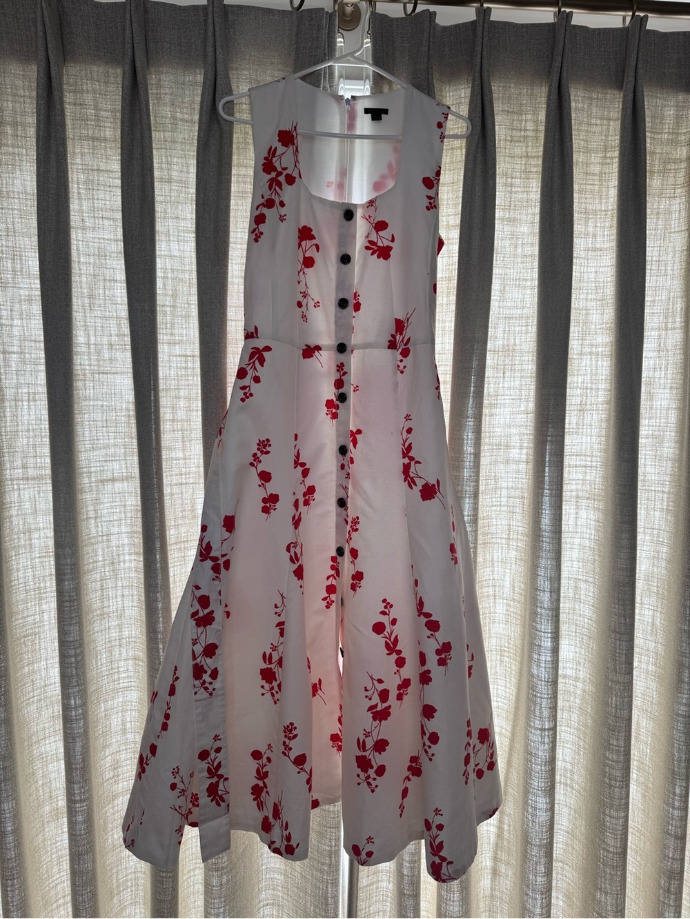 Women’s ' White Dress with Red Floral Print - Sleeveless Button Front